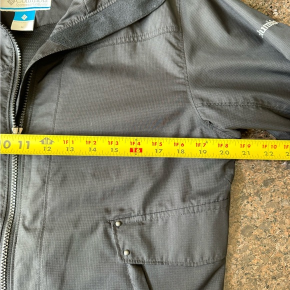 Columbia Lightweight Jacket Size Medium Black - Picture 6 of 7